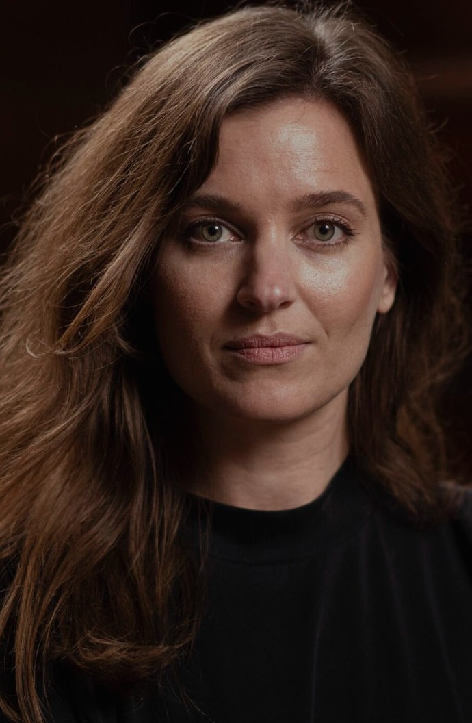 Julie-Rokkjaer-Birch_Portraet_Foto-Kasper-Heden-Andersen-scaled
