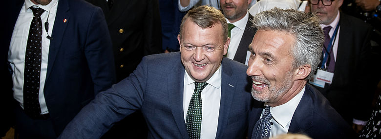 Lars Løkke Rasmussen og Morten Løkkegaard på vej til valgfest.<br />Foto: Liselotte Sabroe, Ritzau Scanpix