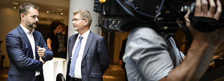 Aarhus-borgmester Jacob Bundsgaard og Københavns overborgmester Frank Jensen er de to mest positive over for regeringens ønske om at ændre forvaltningsstrukturen i de fire største kommuner.<br />Foto: Mathias Løvgreen Bojesen, Ritzau Scanpix
