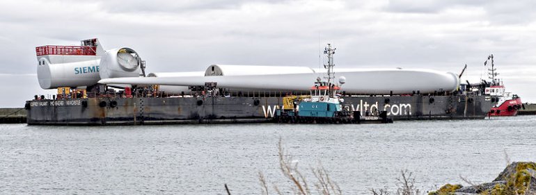 Siemens havvindmølle i Thyborøn Havn. <br />Foto: Jens Nørgaard Larsen, Ritzau Scanpix